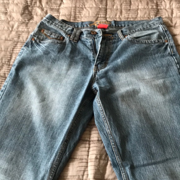 Request Jeans - Picture 2 of 3